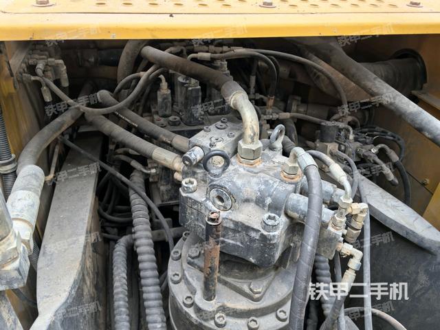 發(fā)動(dòng)機(jī)室(上車部件) 發(fā)動(dòng)機(jī)室(上車部件)