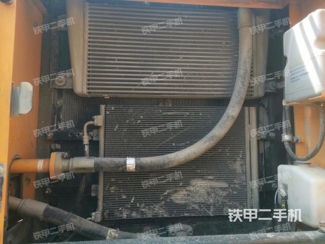 散熱器正面（大件艙室）