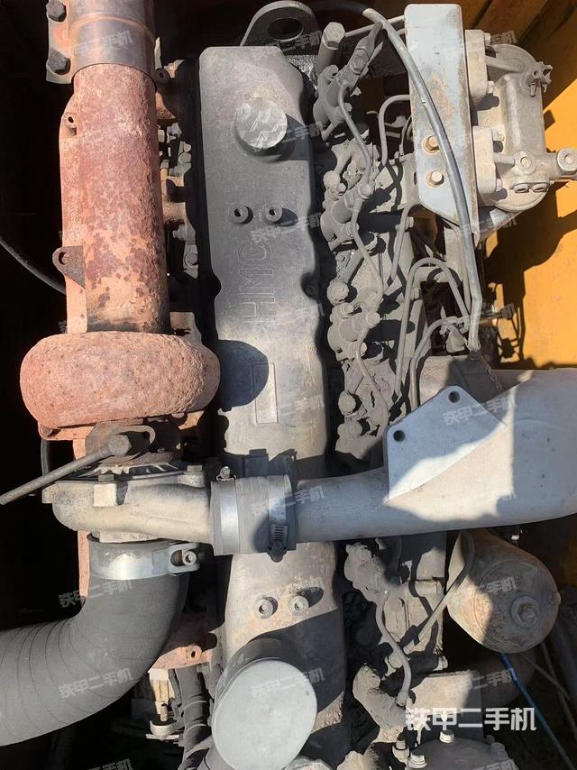 發(fā)動(dòng)機(jī)整體俯視（整機(jī)外觀）