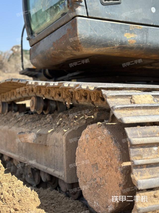 单侧履带整体（整机外观）