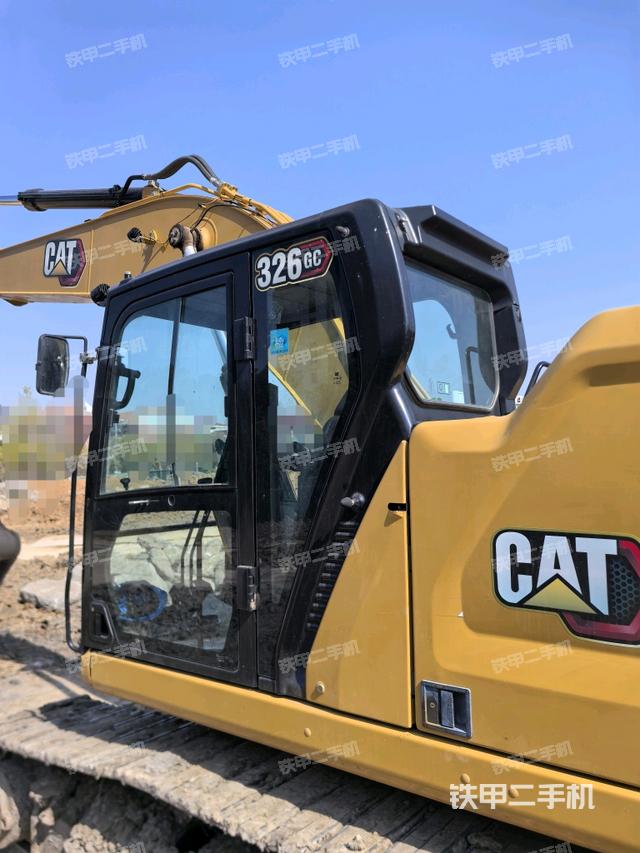 駕駛室左后45度（駕駛室部分）