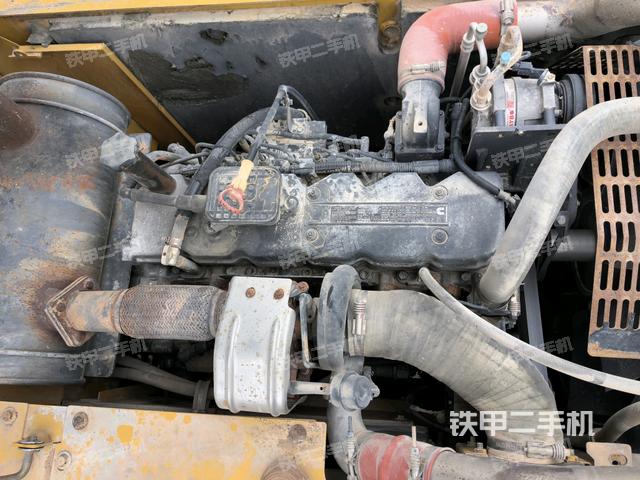 氣門室蓋螺絲特寫(上車部件) 氣門室蓋螺絲特寫(上車部件)