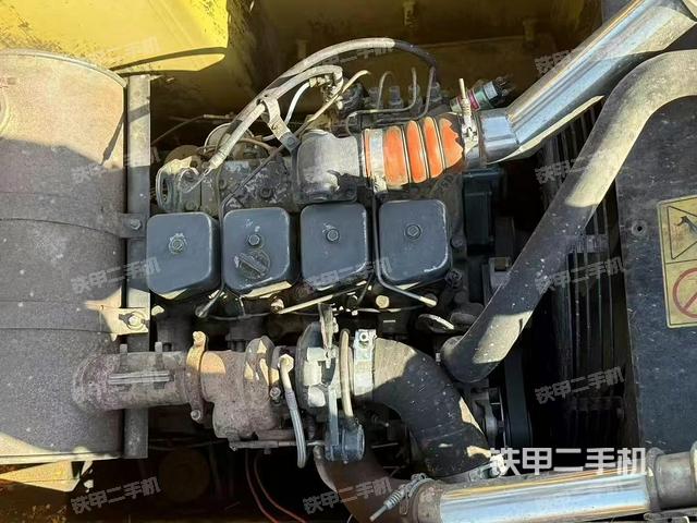 發(fā)動機整體俯視(整機外觀) 發(fā)動機整體俯視(整機外觀)