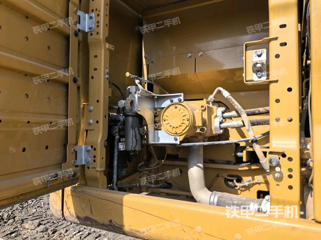 液壓泵室（大件艙室）