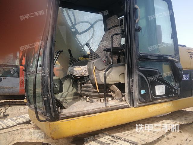 驾驶室整体（整机外观）