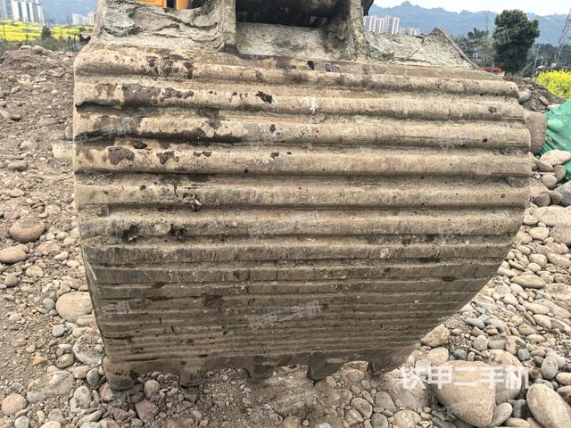 鏟斗右后整體（工作和回轉裝置）