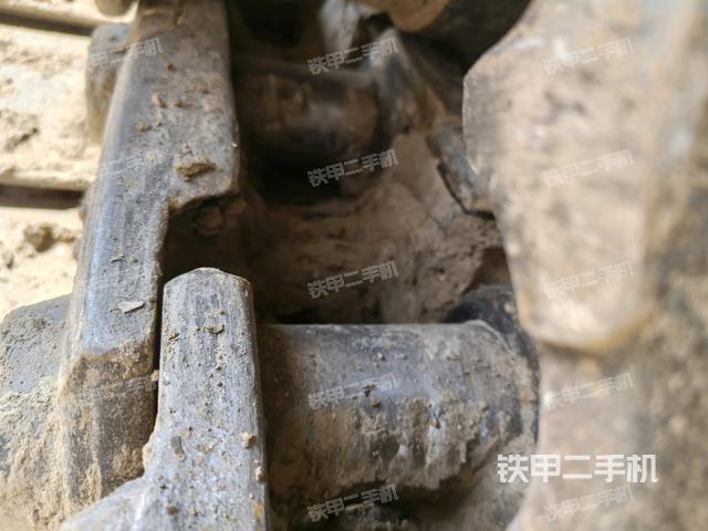 右側(cè)行走馬達(dá)蓋板（行走機(jī)構(gòu)）