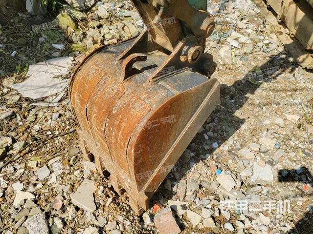 鏟斗45度（工作和回轉(zhuǎn)裝置）