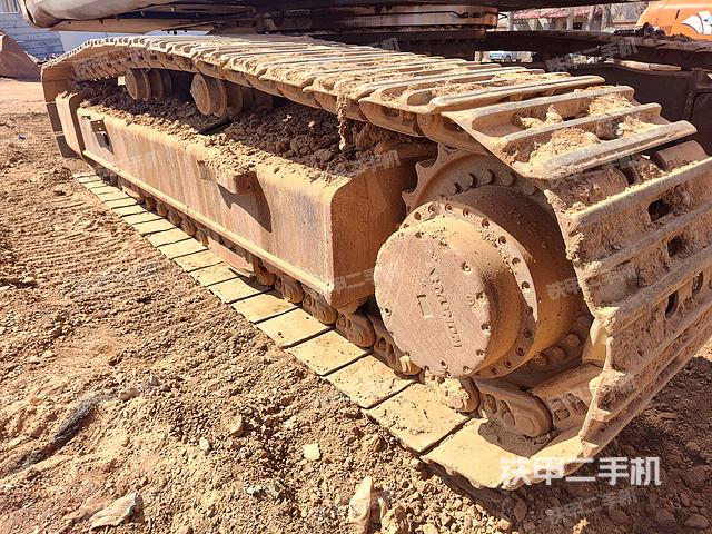 单侧履带整体（整机外观）