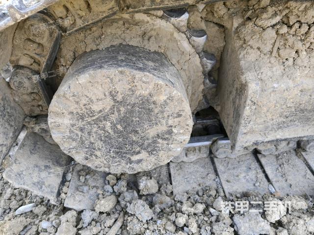 左驅(qū)動輪（行走機(jī)構(gòu)）