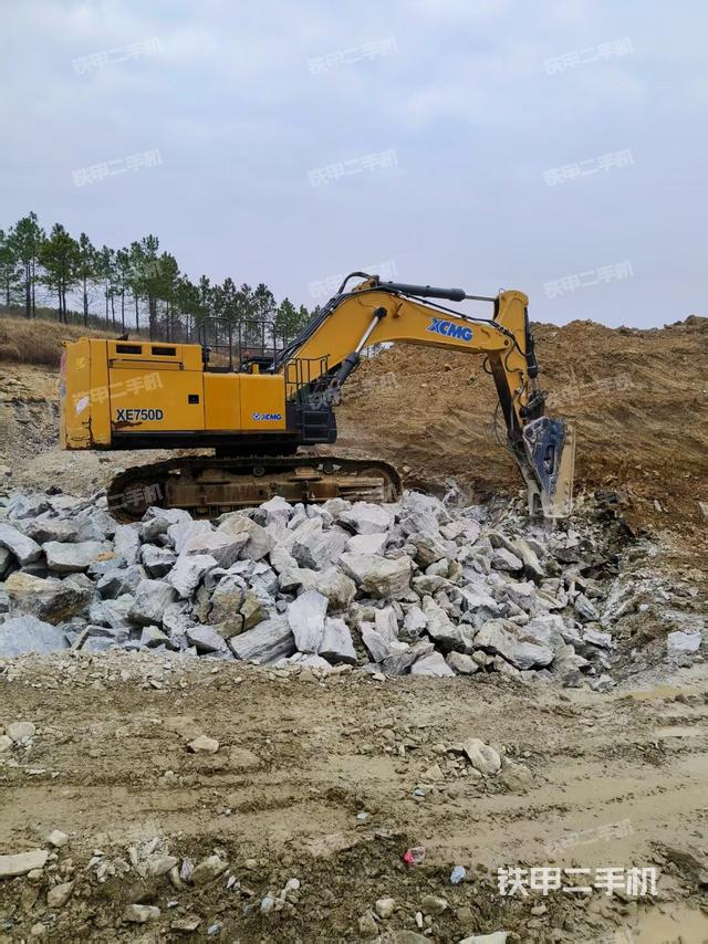 整機右后45°（整機外觀）