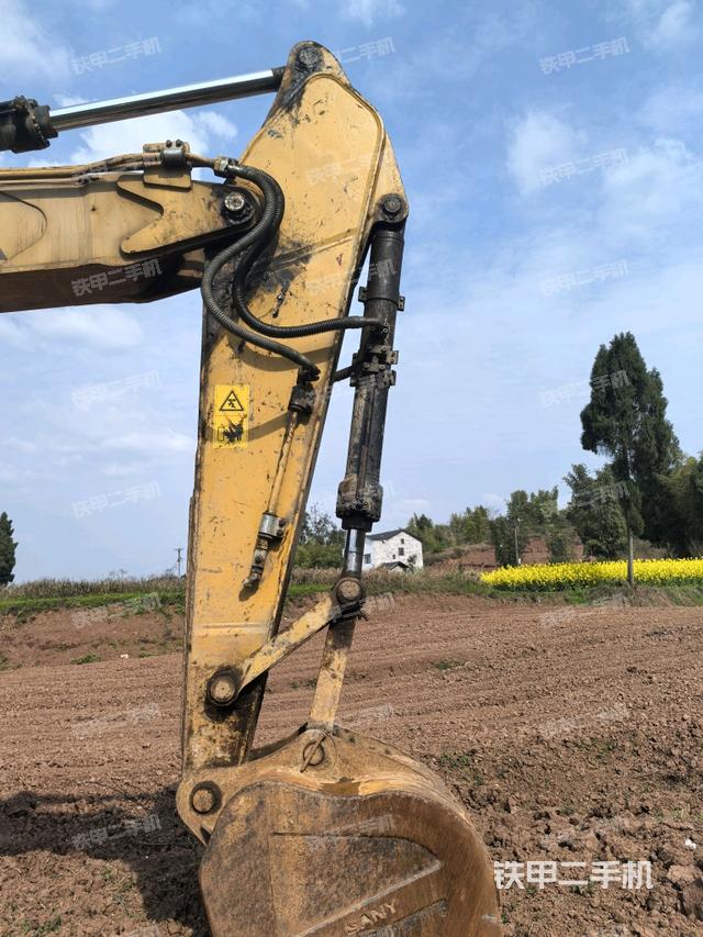 大臂整體?右側(cè)（工作和回轉(zhuǎn)裝置）