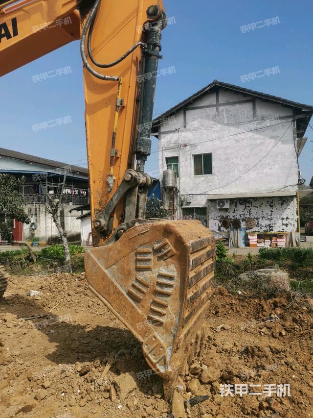 小臂整體左后（工作和回轉(zhuǎn)裝置）