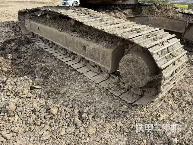 右側(cè)履帶整體（行走機(jī)構(gòu)）