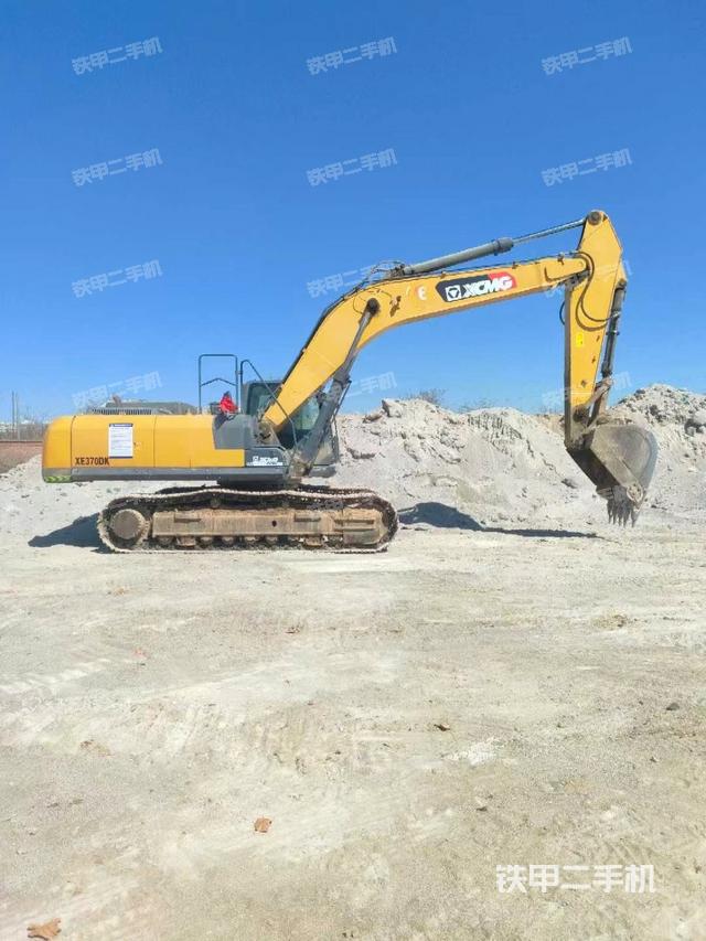 整機右后45°(整機外觀) 整機右后45°(整機外觀)