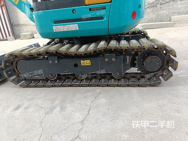 单侧履带整体（整机外观）