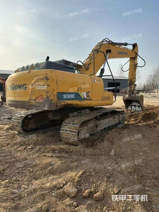 整機(jī)右后45°(整機(jī)外觀) 整機(jī)右后45°(整機(jī)外觀)