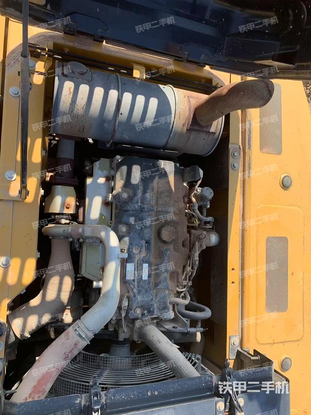 發(fā)動機(jī)整體俯視（整機(jī)外觀）