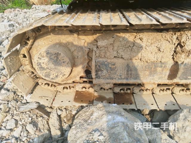 右驅(qū)動輪(行走機構(gòu)) 右驅(qū)動輪(行走機構(gòu))
