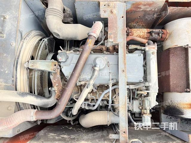 發(fā)動(dòng)機(jī)整體俯視(整機(jī)外觀) 發(fā)動(dòng)機(jī)整體俯視(整機(jī)外觀)