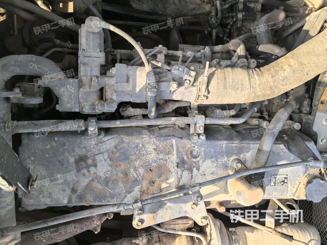 發(fā)動(dòng)機(jī)室（上車部件）