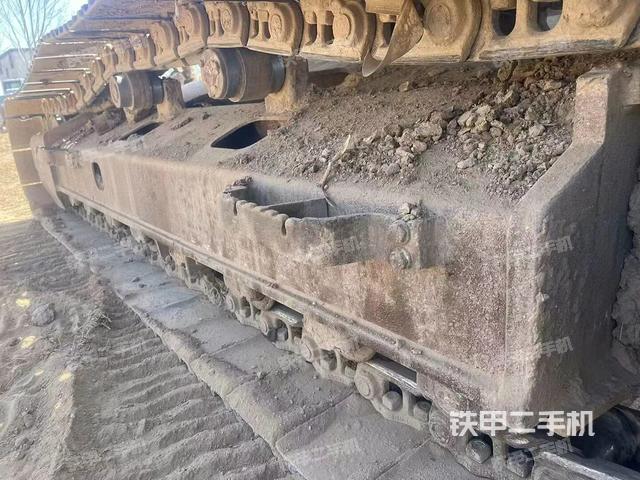 单侧履带整体（整机外观）