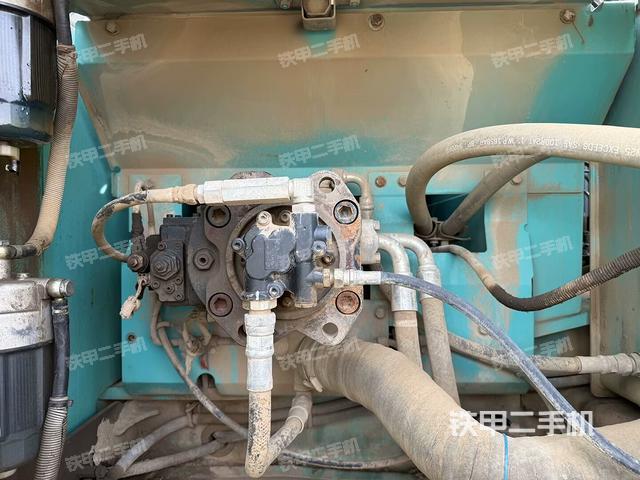 液壓泵室（大件艙室）