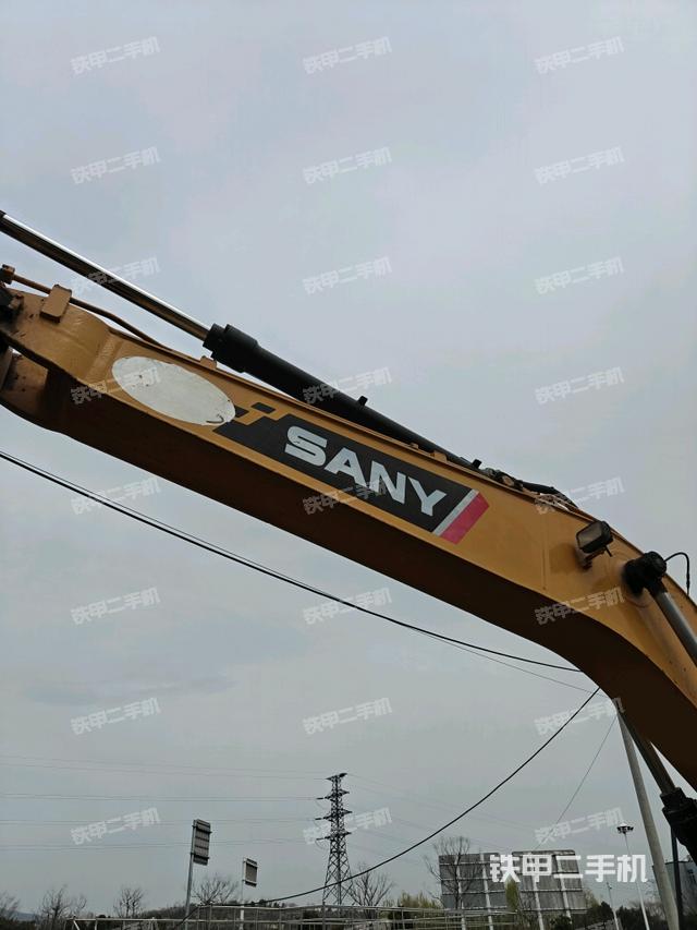 大臂整體?右側(cè)(工作和回轉(zhuǎn)裝置) 大臂整體?右側(cè)(工作和回轉(zhuǎn)裝置)