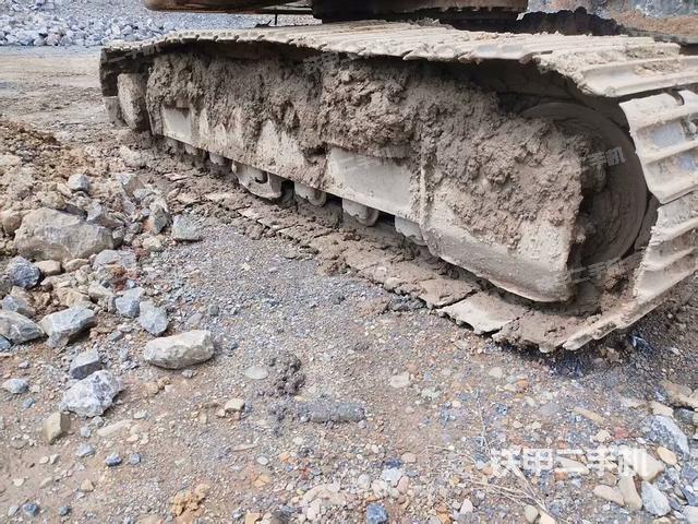 右側(cè)履帶整體（行走機(jī)構(gòu)）