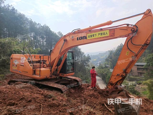 右前45(整機(jī)外觀) 右前45(整機(jī)外觀)