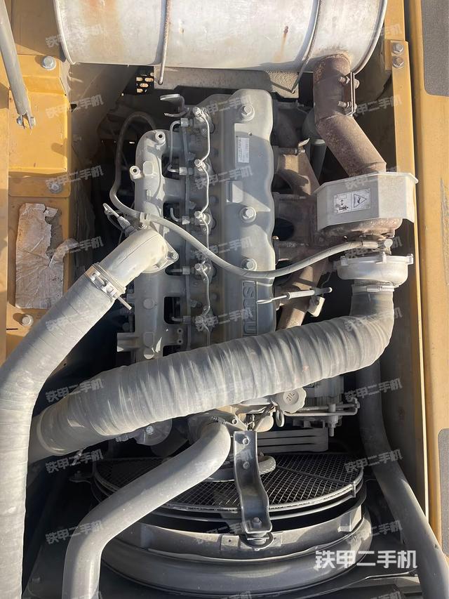 發(fā)動機整體俯視(整機外觀) 發(fā)動機整體俯視(整機外觀)