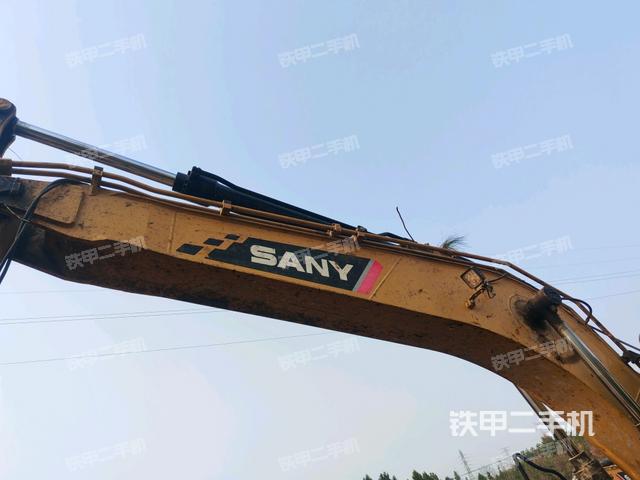 大臂整體?右側(cè)(工作和回轉(zhuǎn)裝置) 大臂整體?右側(cè)(工作和回轉(zhuǎn)裝置)