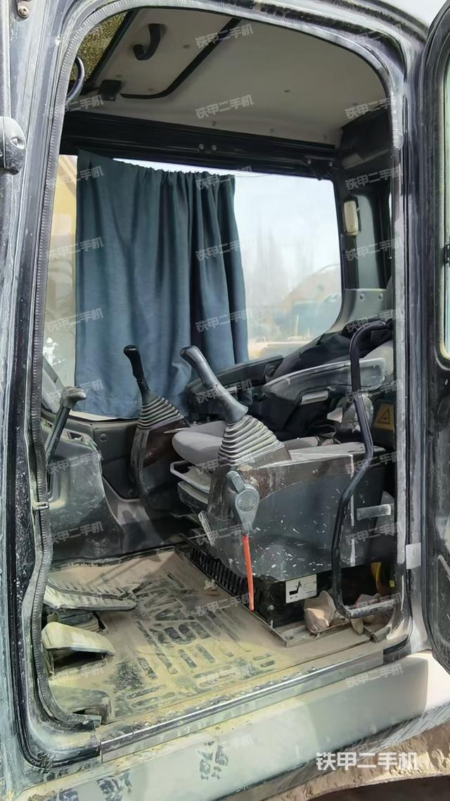 发动机整体俯视（整机外观）