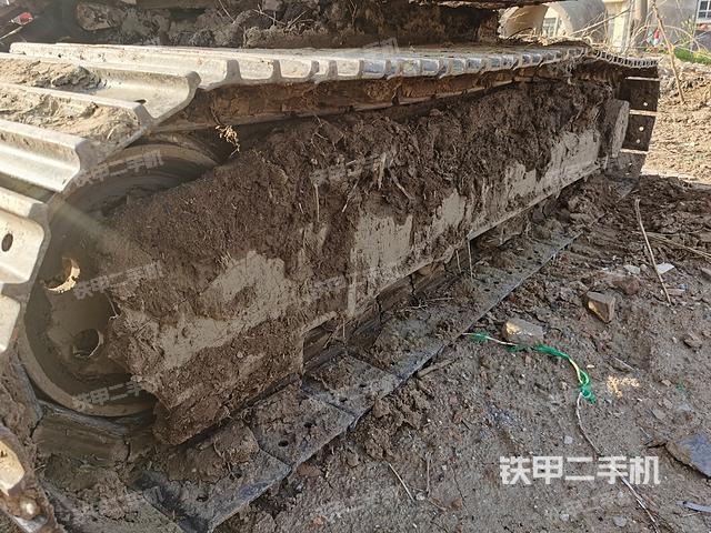 单侧履带整体（整机外观）