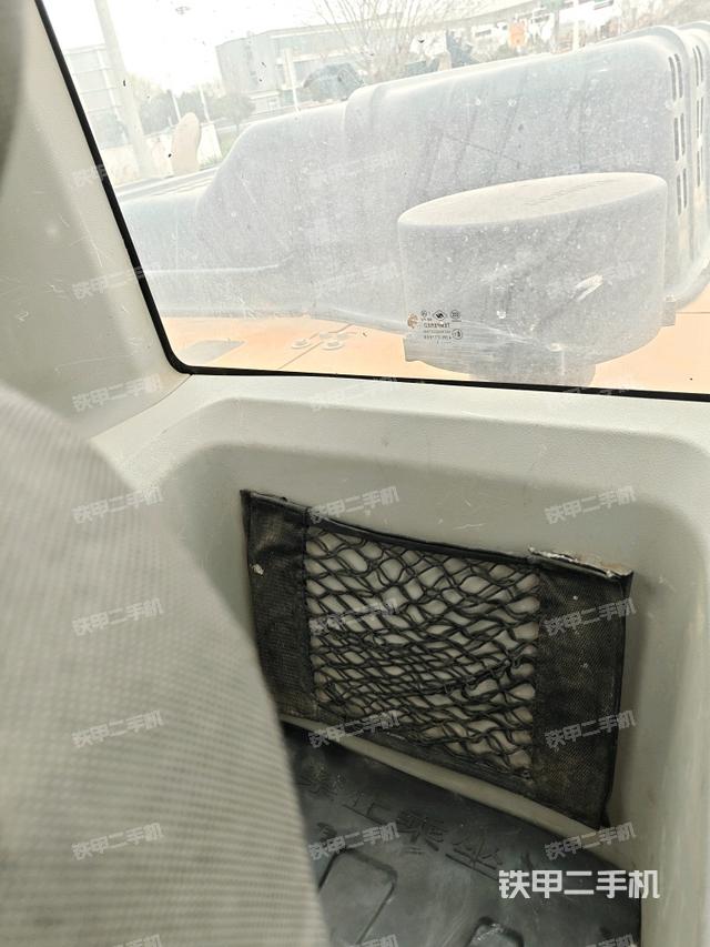 后窗玻璃角標(biāo)(駕駛室部分) 后窗玻璃角標(biāo)(駕駛室部分)