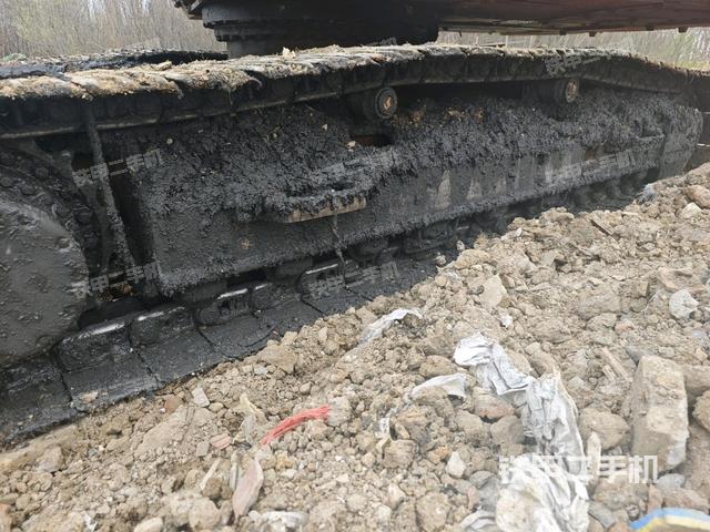 左側履帶整體?(行走機構) 左側履帶整體?(行走機構)