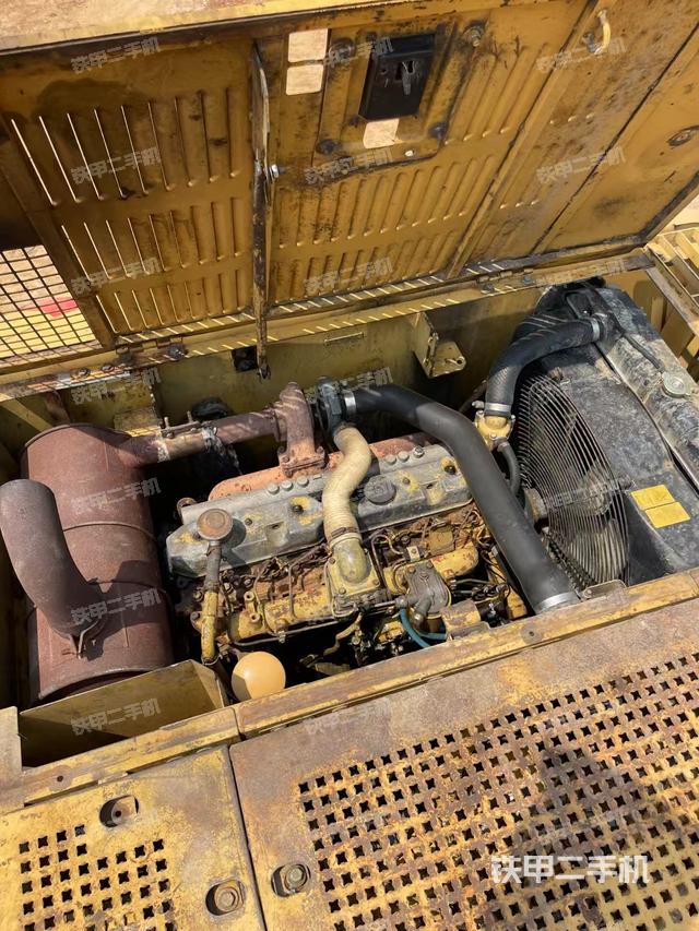 发动机整体俯视（整机外观）