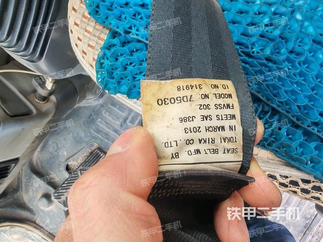 座椅后部(駕駛室部分) 座椅后部(駕駛室部分)