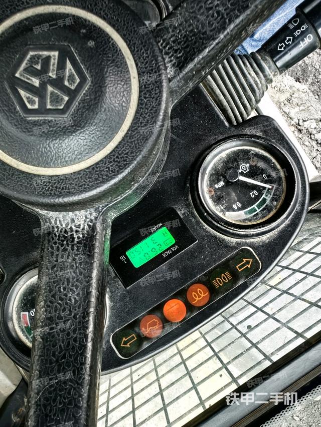 小時(shí)表（駕駛室部分）