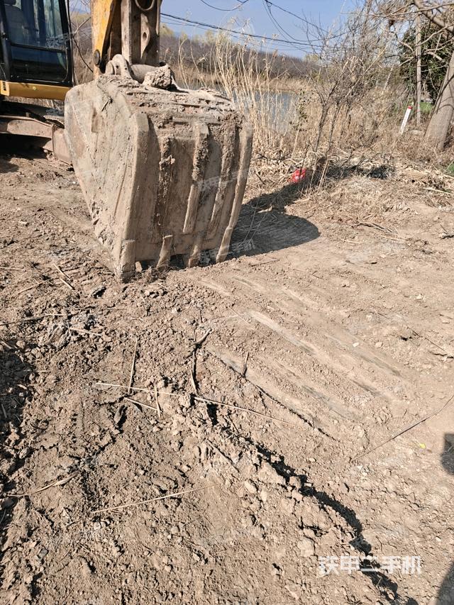 鏟斗45度（工作和回轉(zhuǎn)裝置）