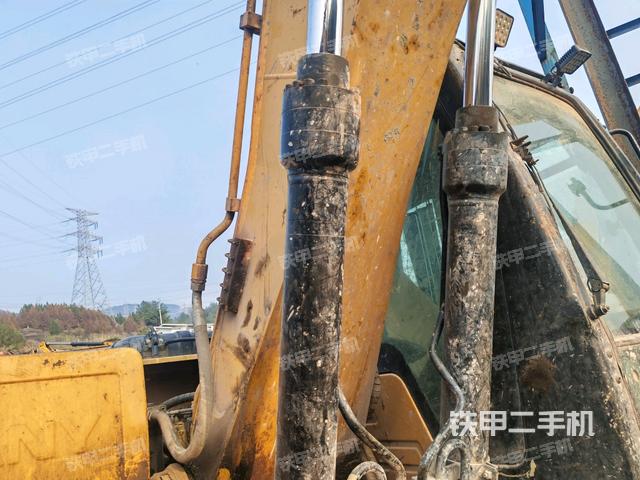 大臂油缸整體?豎拍(工作和回轉(zhuǎn)裝置) 大臂油缸整體?豎拍(工作和回轉(zhuǎn)裝置)