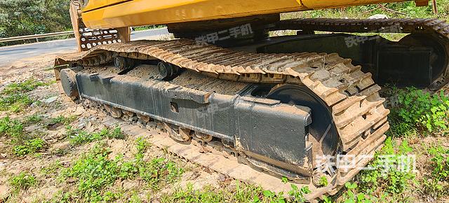 單側(cè)履帶整體（整機(jī)外觀）