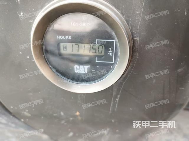 右側(cè)玻璃角標(biāo)（駕駛室部分）