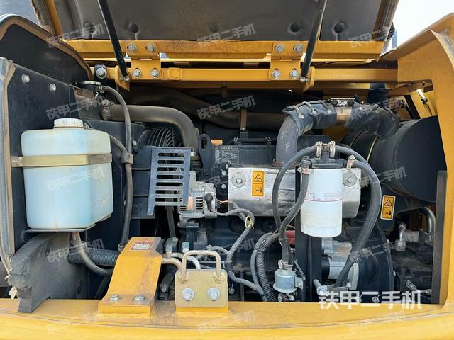 發(fā)動機整體俯視（整機外觀）