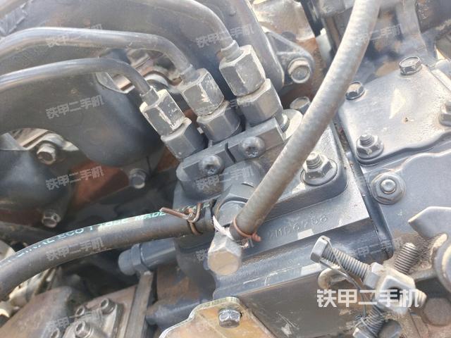 風(fēng)扇及皮帶（壓路機(jī)發(fā)動(dòng)機(jī)艙）