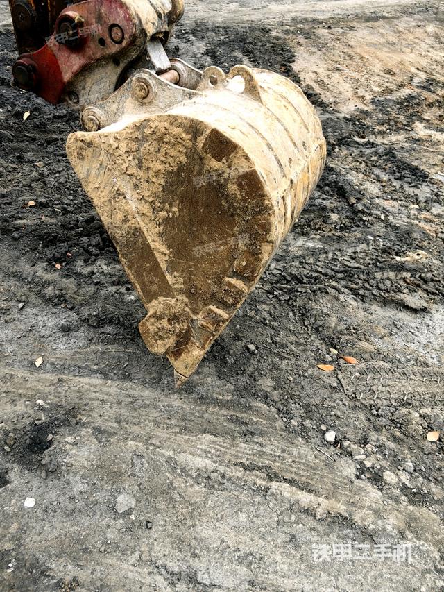 鏟斗45度（工作和回轉(zhuǎn)裝置）