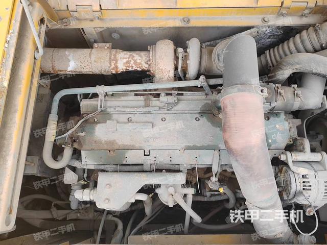 發(fā)動機(jī)整體俯視(整機(jī)外觀) 發(fā)動機(jī)整體俯視(整機(jī)外觀)