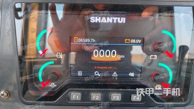 小時表（推土機(jī)駕駛室）