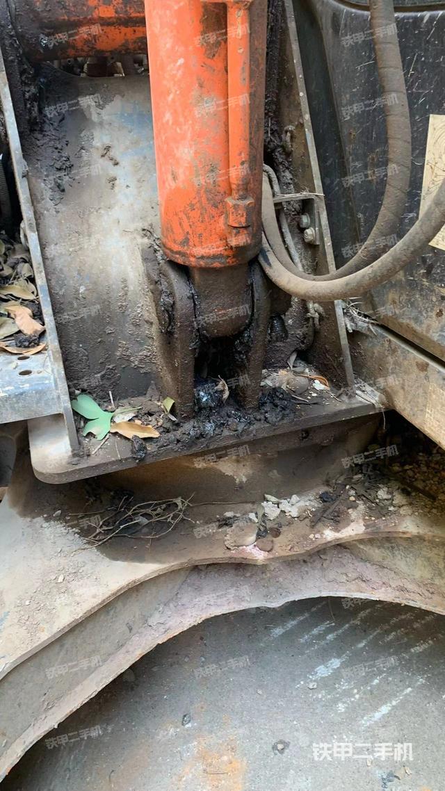 驾驶室整体（整机外观）