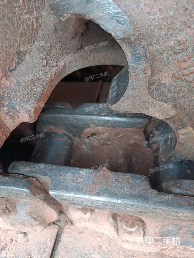 右側(cè)行走馬達(dá)蓋板(行走機(jī)構(gòu)) 右側(cè)行走馬達(dá)蓋板(行走機(jī)構(gòu))